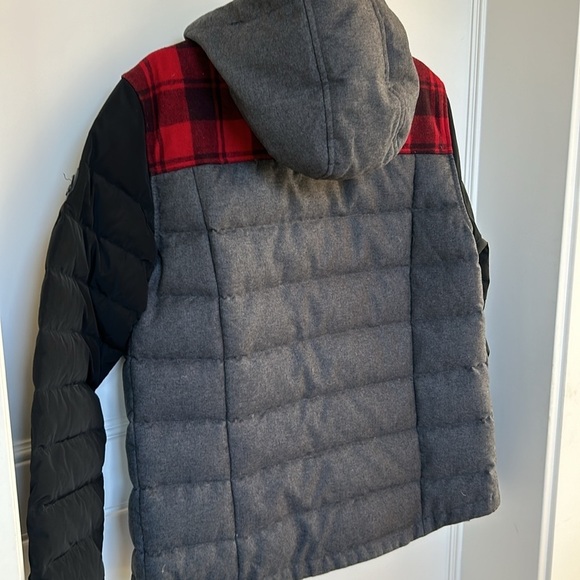 Mens Moose Knuckles Taylor Quilted Down Buffalo Plaid Coat Hoodie Small Like New - Picture 13 of 15